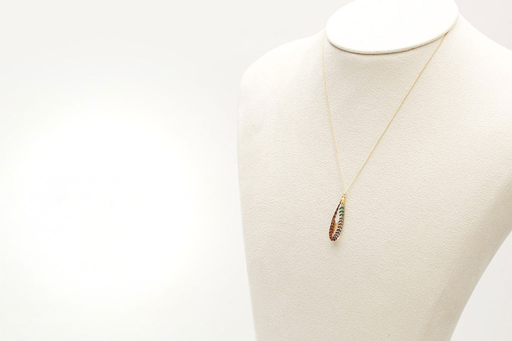 還暦祝いに喜ばれるネックレスの選び方