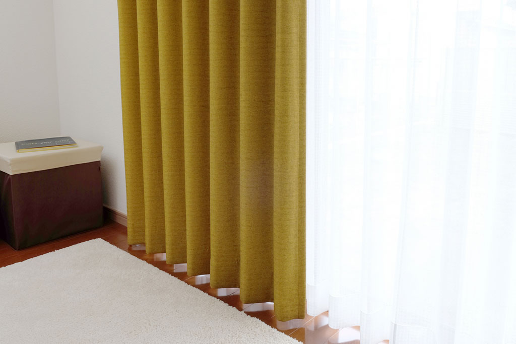 風水で金運アップを目指すなら金色や黄色のインテリアを取り入れる