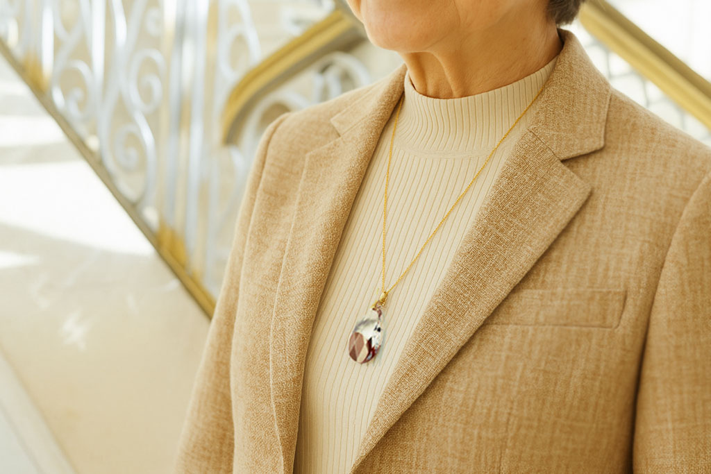 70代女性に似合うネックレスとは？
