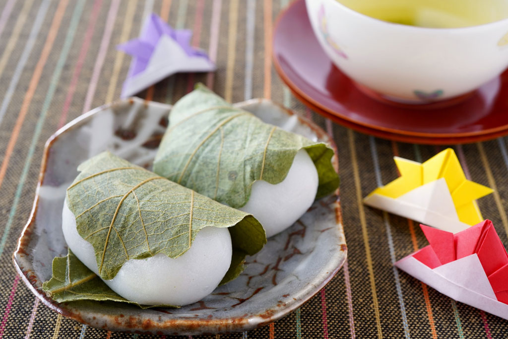 端午の節句に食べるお菓子は?伝統的な行事食の意味と最近人気のスイーツをご紹介