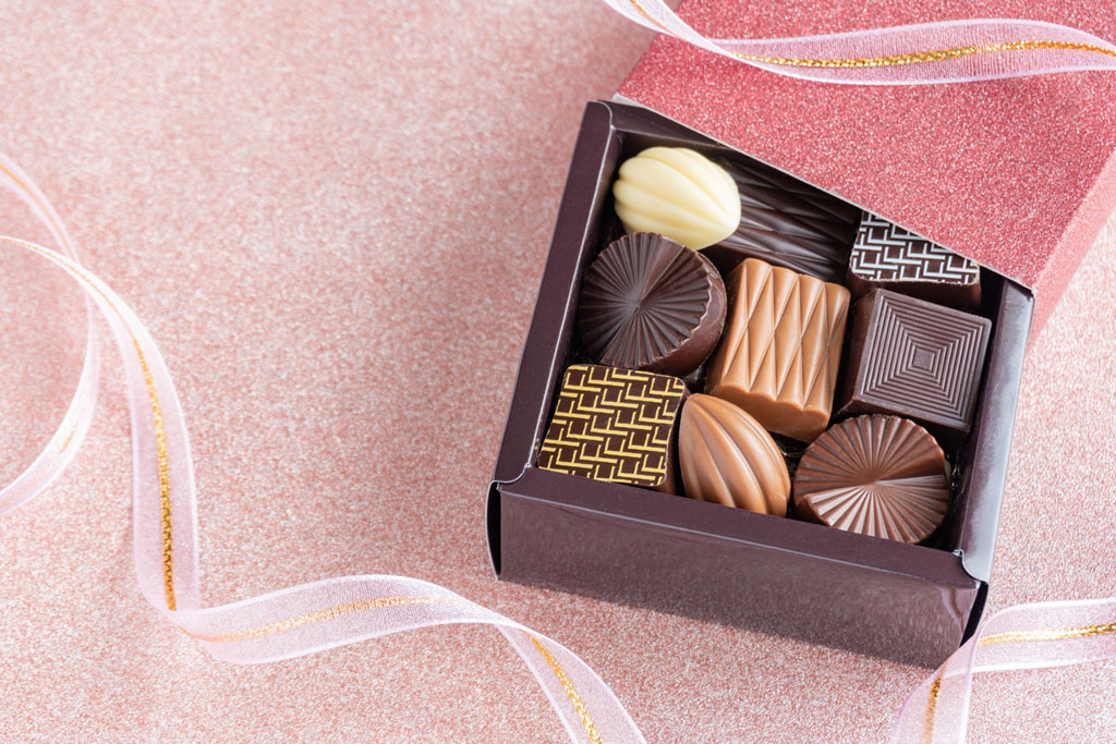 バレンタインに渡すギフトの意味を知ってる？お菓子ごとに持つメッセージをご紹介します