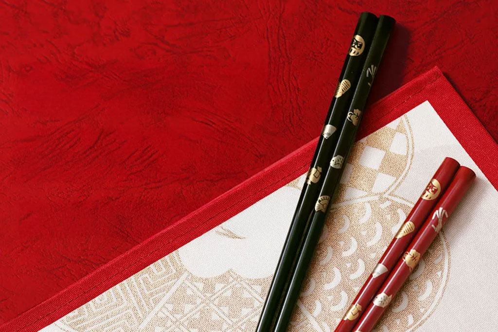 厄除けの箸はどう選ぶ？厄年のお守りにもおすすめの縁起箸をご紹介します