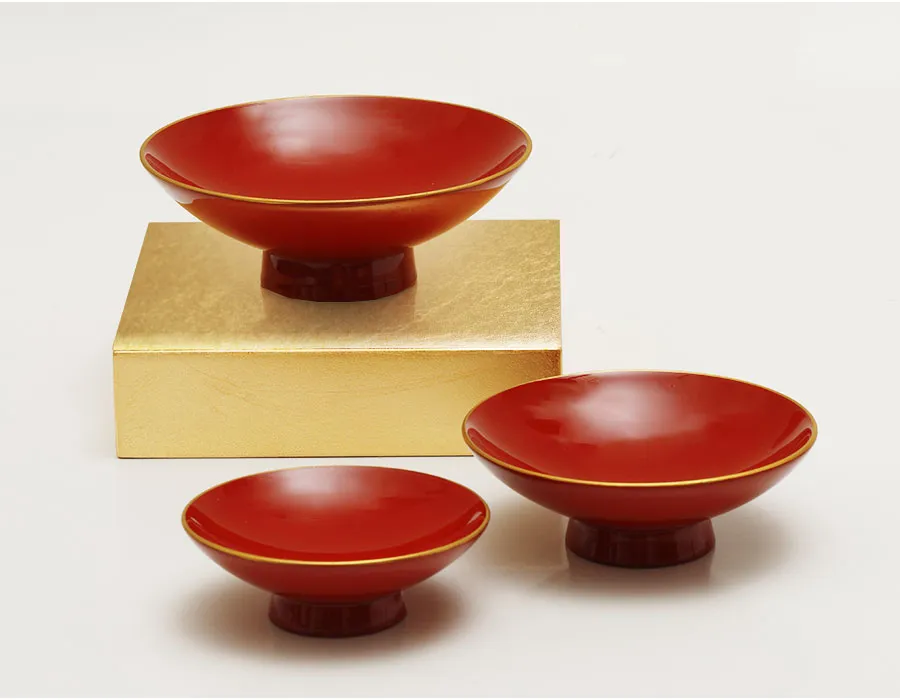 箔ならではの繊細な表情をお楽しみいただけます