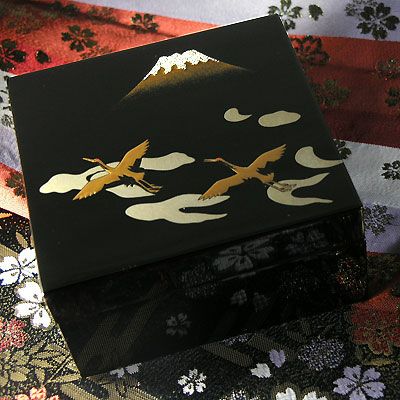 平安堂　山田平安堂　光悦鶴　蒔絵　丸重箱 平安堂 山田平安堂 光悦鶴 蒔絵 丸重箱